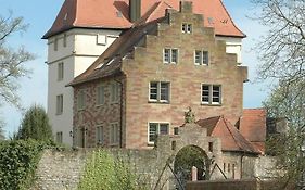 Hotel Schloss Neuburg Mosbach